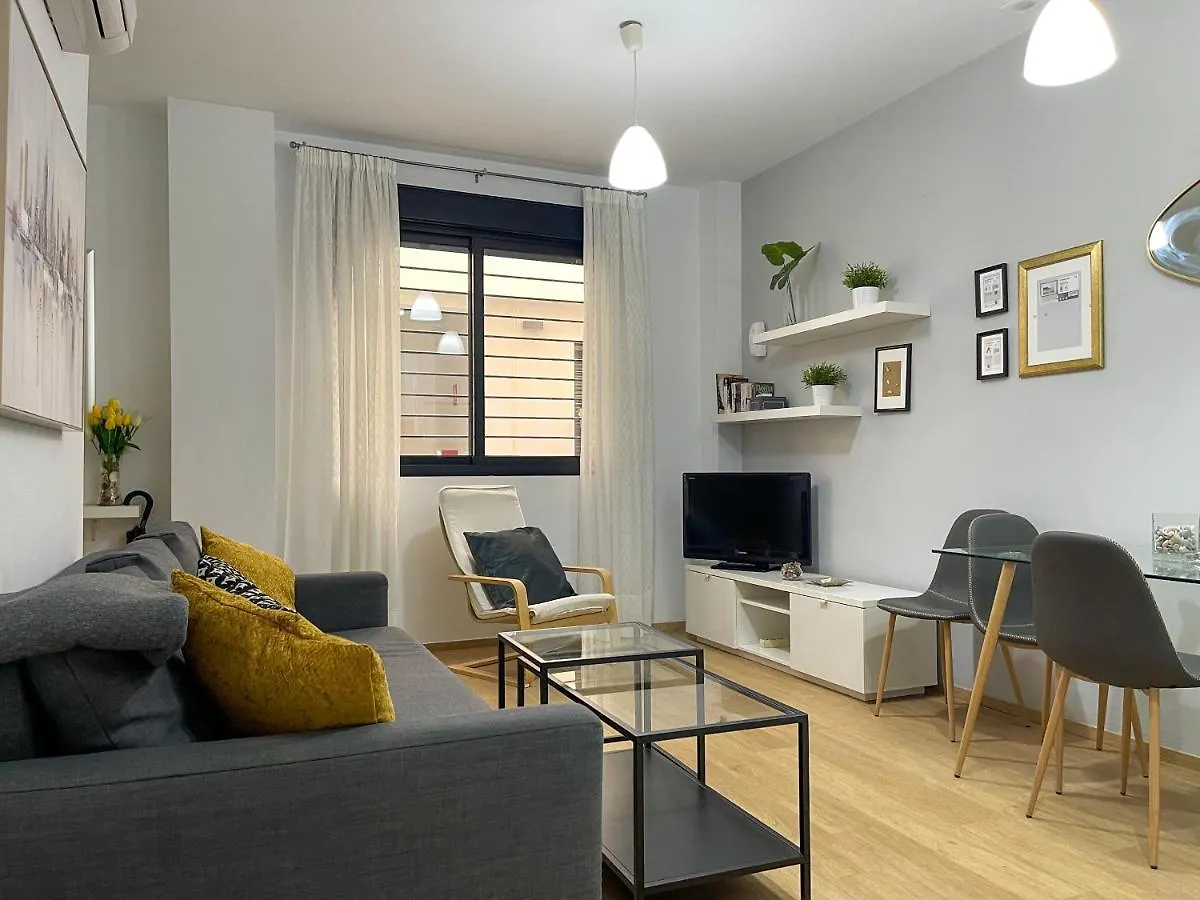 Quiet Apartment In The Heart Of Malaga Pool & Free Parking Spanien