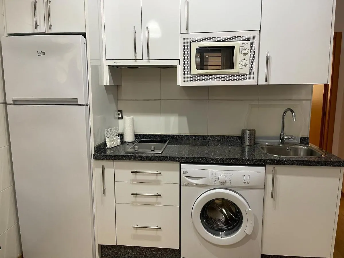 Quiet Apartment In The Heart Of Malaga Pool & Free Parking